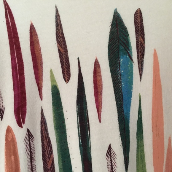 Anthropologie feather print 3/4 sleeve, pale pink (S) - Picture 2 of 6